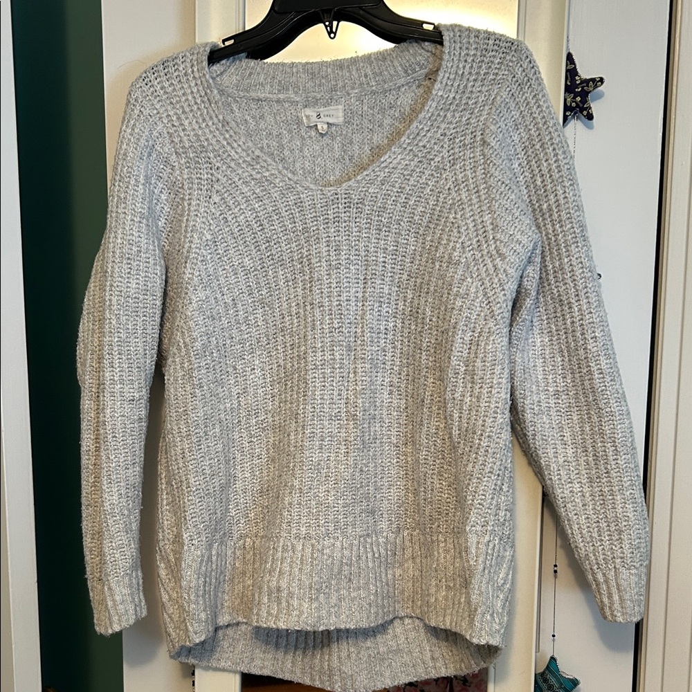 Lou & Grey Light Gray V-Neck Sweater S